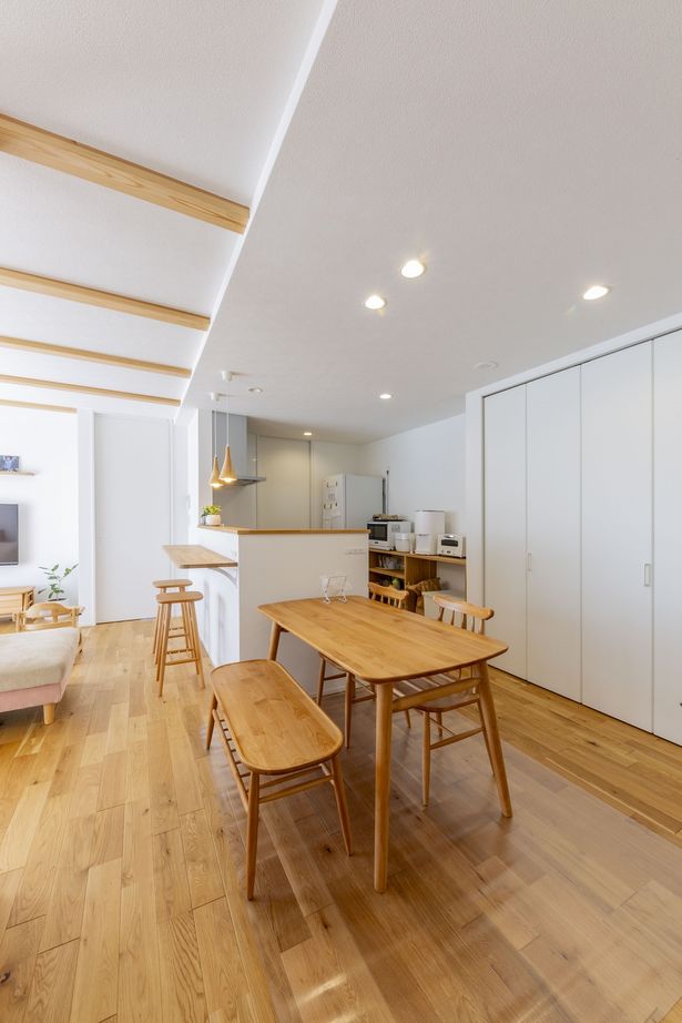 夢創ハウジング LDKを中心とした回遊できる平屋の建築実例画像2