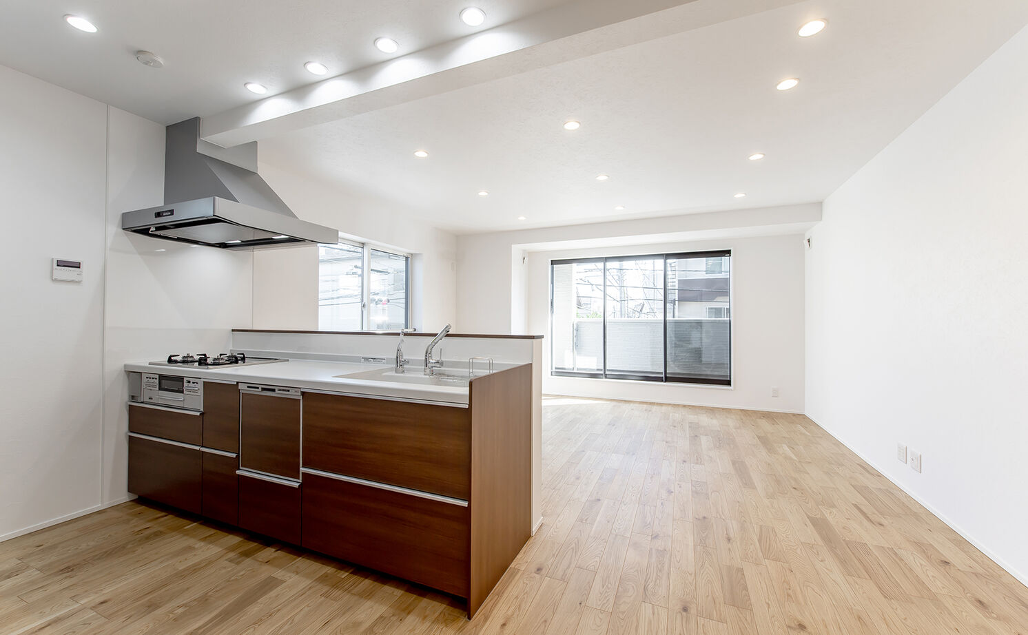 高砂建設　埼玉・東京 【さいたま市/50坪台/間取り図/店舗併用/二世帯住宅/3階建て】SE構法+理想のデザインを叶えた店舗併用住宅の建築実例画像7