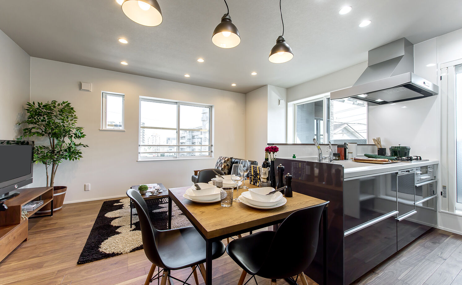 高砂建設　埼玉・東京 【さいたま市/50坪台/間取り図/店舗併用/二世帯住宅/3階建て】SE構法+理想のデザインを叶えた店舗併用住宅の建築実例画像11