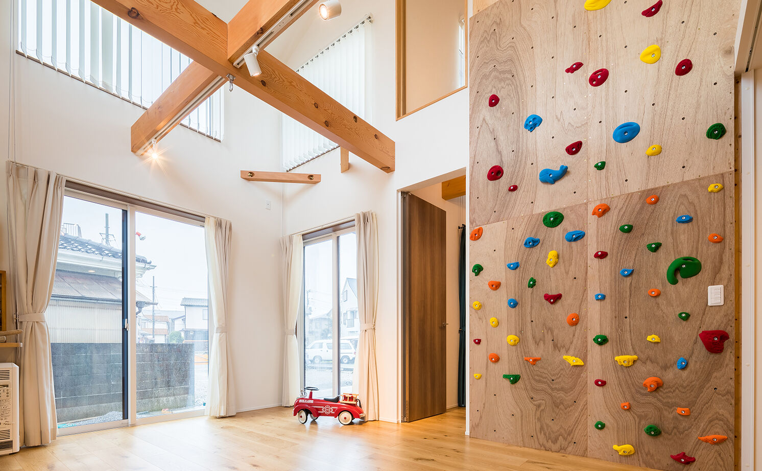 高砂建設　埼玉・東京 驚くほど開放的なのに「ソーラーサーキット工法」で家の中の隅々まで快適！暮らしを楽しむ遊び心も満載の建築実例画像7