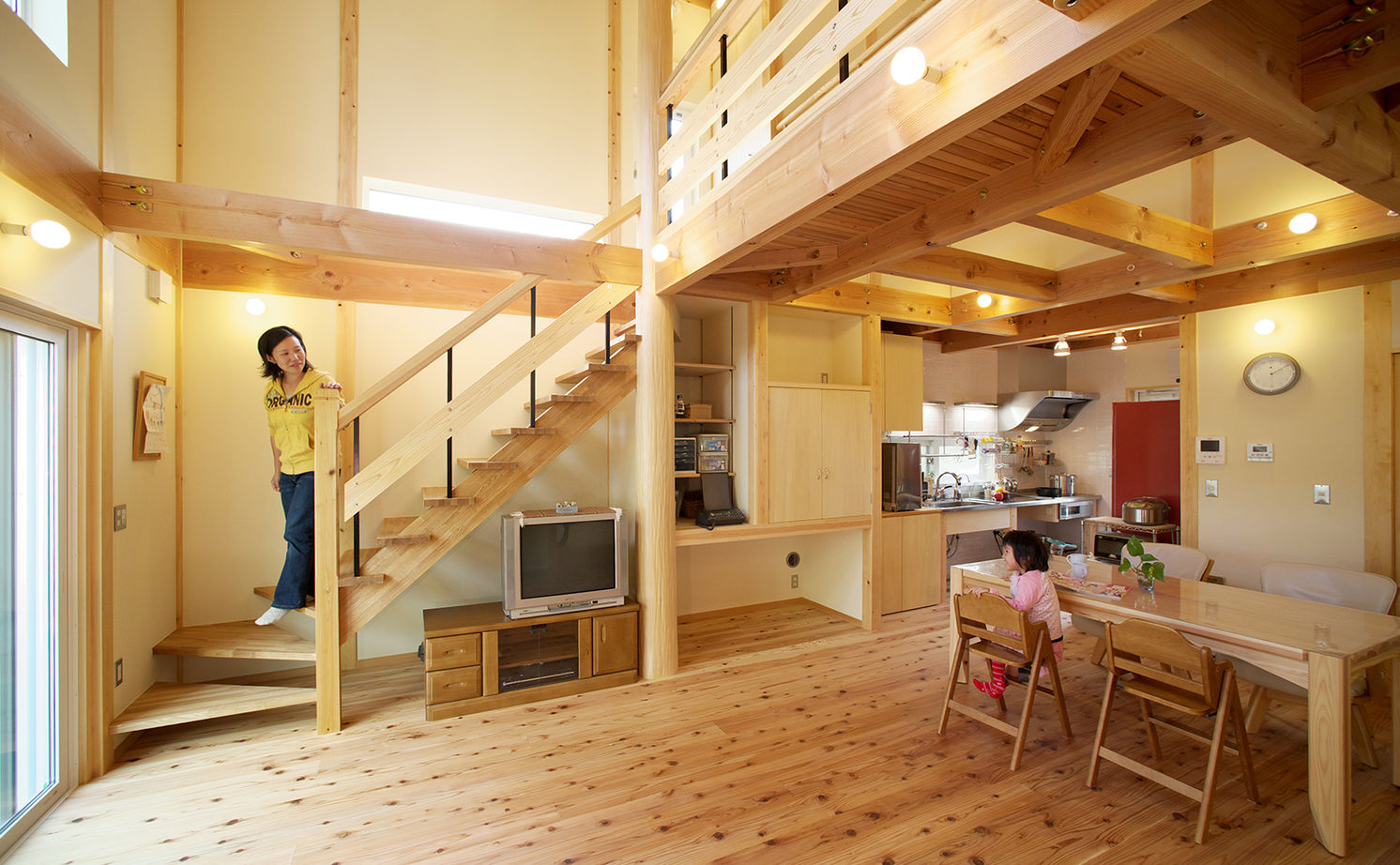 高砂建設　埼玉・東京 【蓮田市/2000万円台/20坪台/間取り図/土間】無垢にこだわった木の家。外張り断熱で家中温度差少ない住空間の建築実例画像1