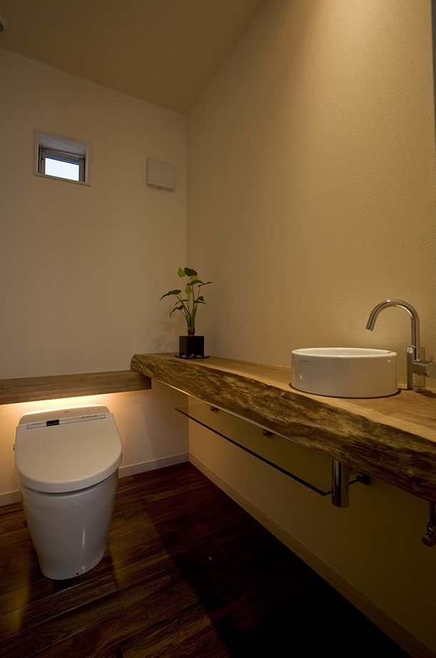 高砂建設　埼玉・東京 【さいたま市/50坪台/間取り図/無垢材/吹抜け】生活感の出ないホテルライクな暮らしが叶った、上質な住まいの建築実例画像10