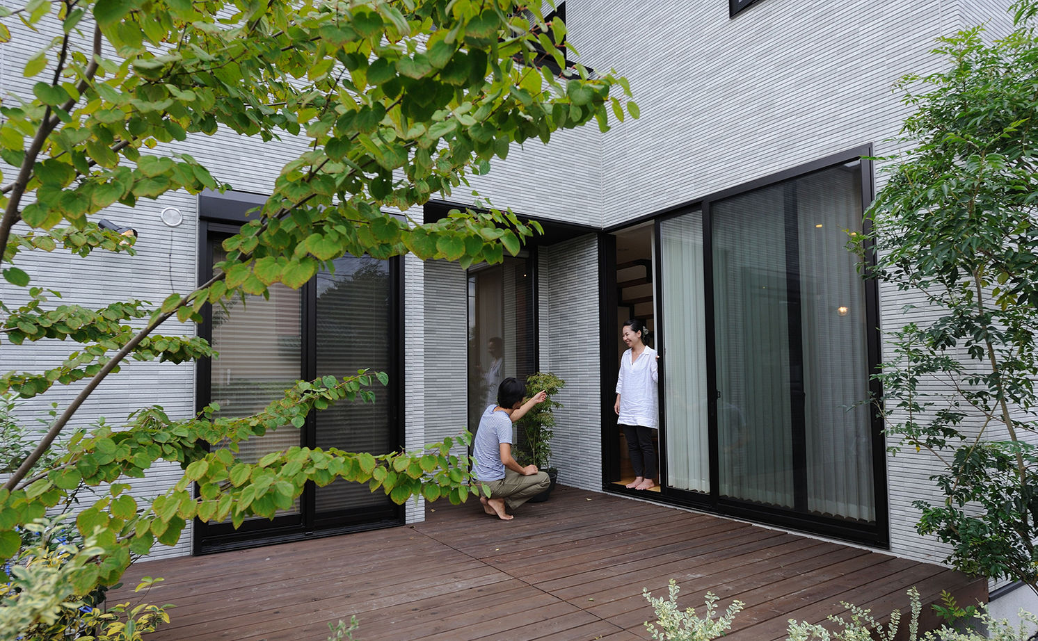 高砂建設　埼玉・東京 【埼玉/2000万円台/30坪台/間取り図/ウッドデッキ/吹抜け/高断熱】年中快適な二世帯が仲良く暮らせる家の建築実例画像3