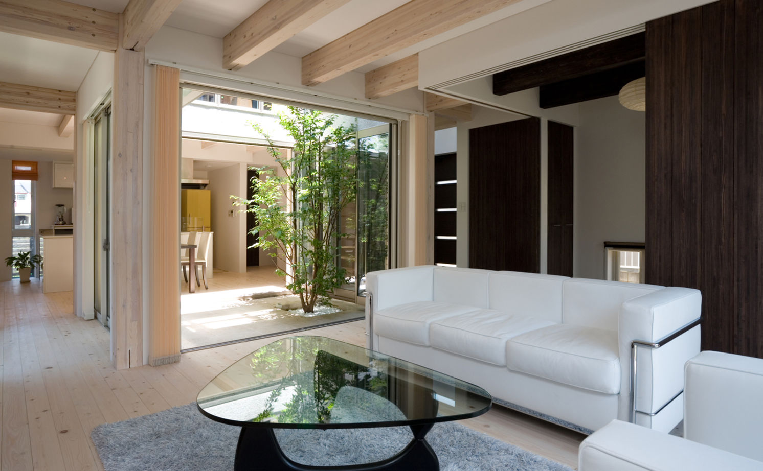 高砂建設　埼玉・東京 【東京/2000万円台/30坪台/ウッドデッキ/中庭】SE構法＋ソーラーキット工法＋自然素材で叶えた快適な家の建築実例画像6