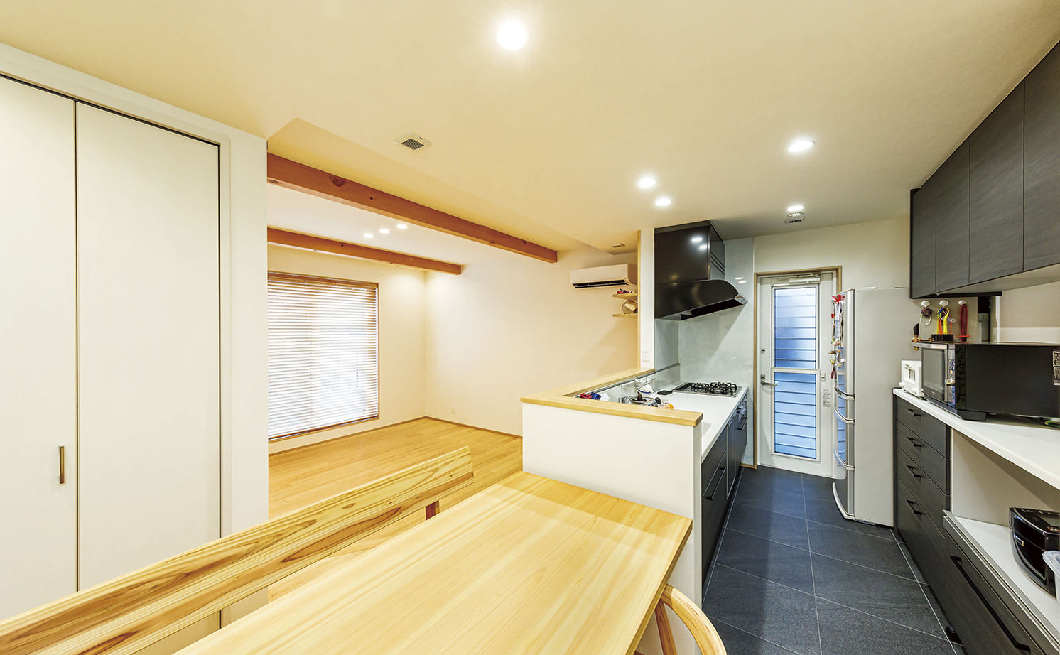 高砂建設　埼玉・東京 【新座市/2000万円台/30坪台/間取り図/ステップダウンフロア】諦めかけた要望を実現！木が香る健やかな家の建築実例画像3