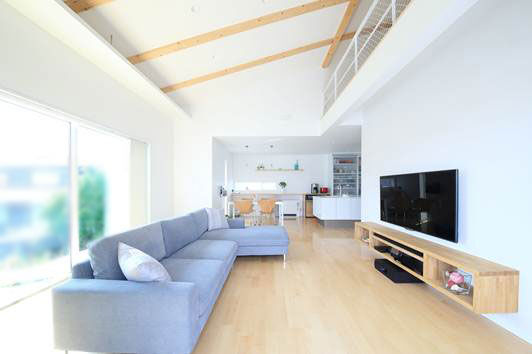 高砂建設　埼玉・東京 【さいたま市/30坪台/プライベートバルコニー】光と風をデザインした、家族のつながりが生まれる住まいの建築実例画像7