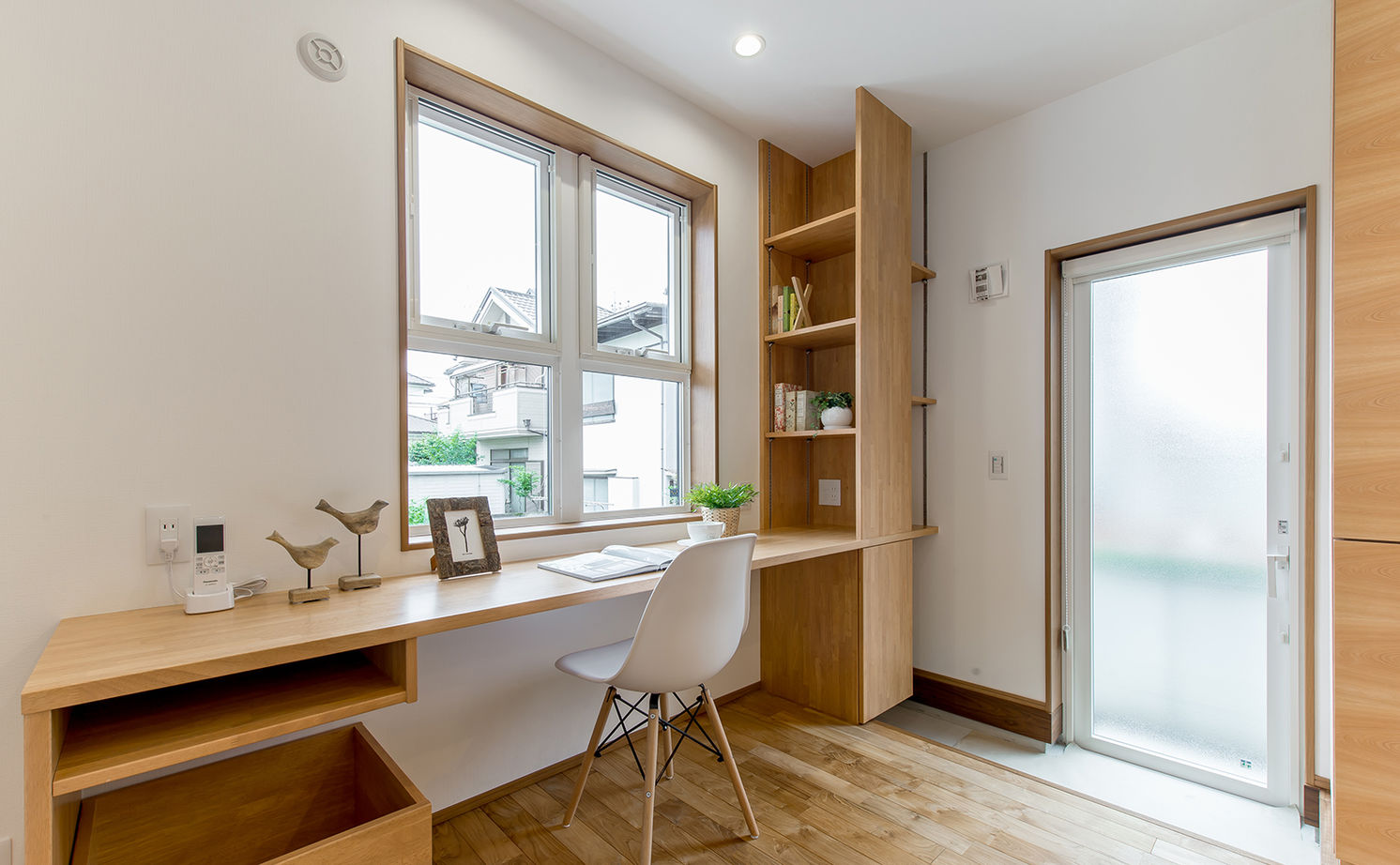 高砂建設　埼玉・東京 【2000万円台/30坪台/間取り図/吹抜け】暮らしの真ん中にキッチンを！無垢の質感にこだわった家の建築実例画像5