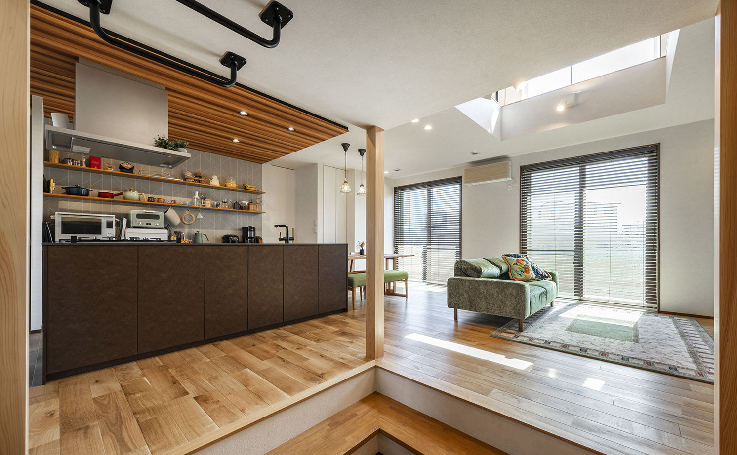 高砂建設　埼玉・東京 【さいたま市/3000万円台/30坪台/間取り図/外断熱二重通気工法】遊び心ある空間づくりで暮らしを楽しむの建築実例画像4