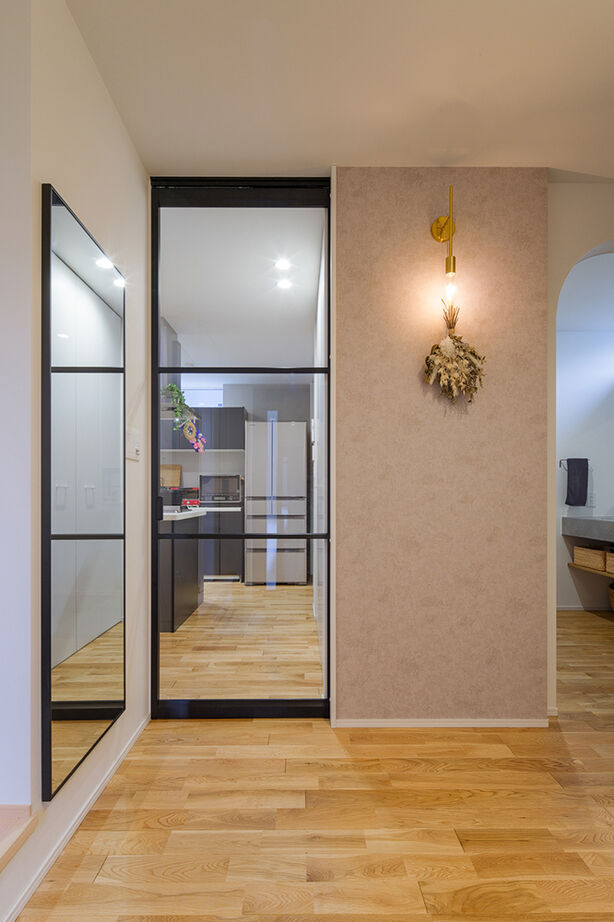 高砂建設　埼玉・東京 【さいたま市/40坪台/間取り図/吹抜け】建物に囲まれた旗竿地でもプライバシーを守れる、大空間を実現の建築実例画像15