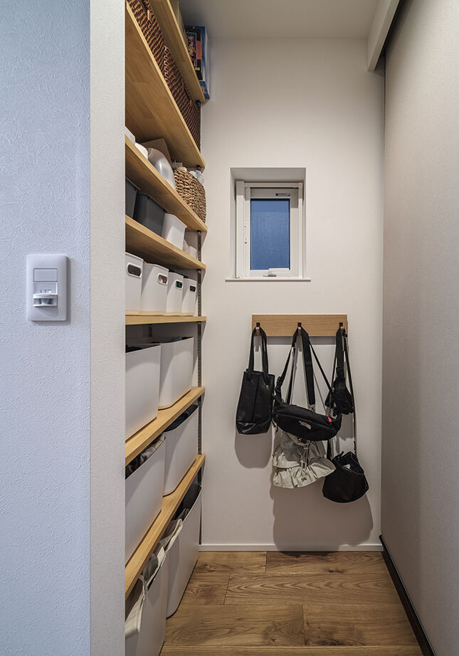 高砂建設　埼玉・東京 【さいたま市/3000万円台/20坪台/間取り図】ナチュラル素材にこだわった土地探しから叶えた理想の住まいの建築実例画像13