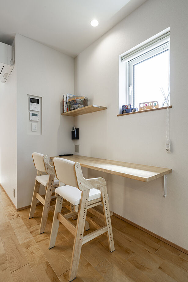 高砂建設　埼玉・東京 【練馬区/30坪台/ピットリビング/無垢材】大人数が集まっても顔が見える！ストレートに空間がつながる家の建築実例画像15