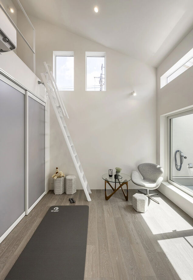 高砂建設　埼玉・東京 【さいたま市/3000万円台/30坪台/間取り図】窓から覗く景観にもこだわり尽くしたシンプルモダンの美しい家の建築実例画像7