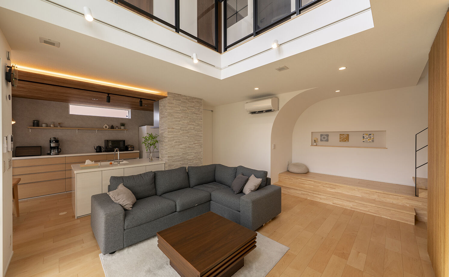 高砂建設　埼玉・東京 【千葉県／3000万円台／30坪台／間取り図／吹抜け／中庭】宿泊体験で快適を実感！自由設計で叶えた理想の家の建築実例画像3