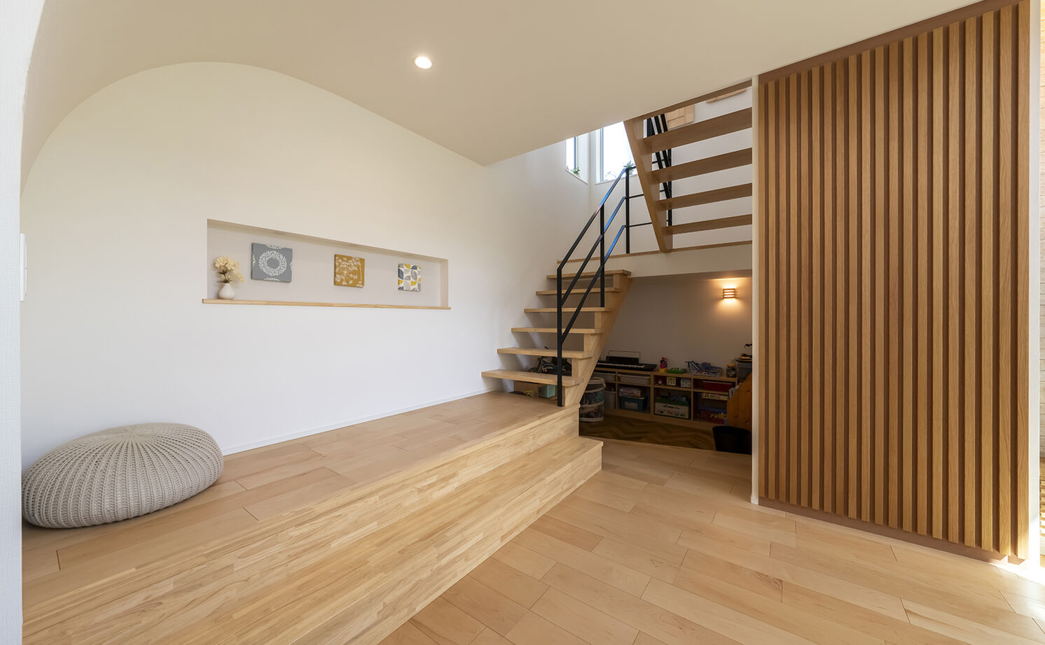 高砂建設　埼玉・東京 【千葉県／3000万円台／30坪台／間取り図／吹抜け／中庭】宿泊体験で快適を実感！自由設計で叶えた理想の家の建築実例画像6