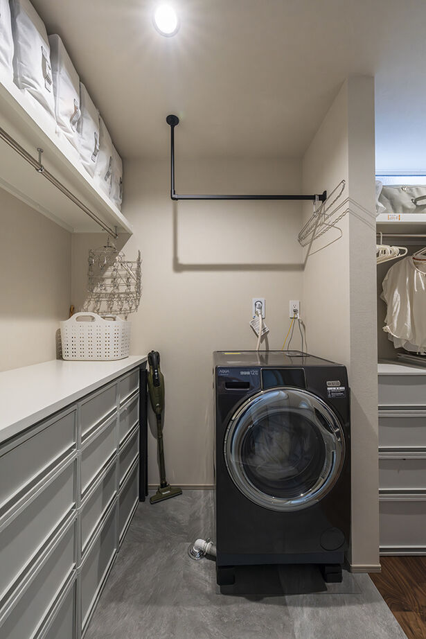 高砂建設　埼玉・東京 【さいたま市／3000万円台／30坪台／バイクガレージ】光と心地よさに包まれる2階リビングの家の建築実例画像8