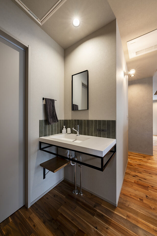 高砂建設　埼玉・東京 【さいたま市／3000万円台／30坪台／バイクガレージ】光と心地よさに包まれる2階リビングの家の建築実例画像13