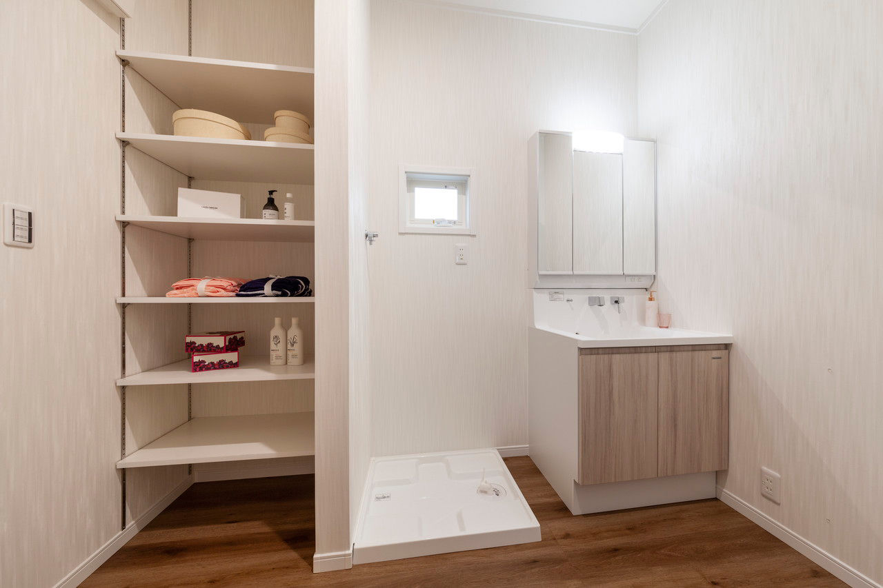 ビーバーハウス　注文住宅事業部　REST 【2000万円台×〈猫動線〉のある家】陽当たりの良い開放的な間取り設計/ナノイー発生機/ペットドアの建築実例画像10