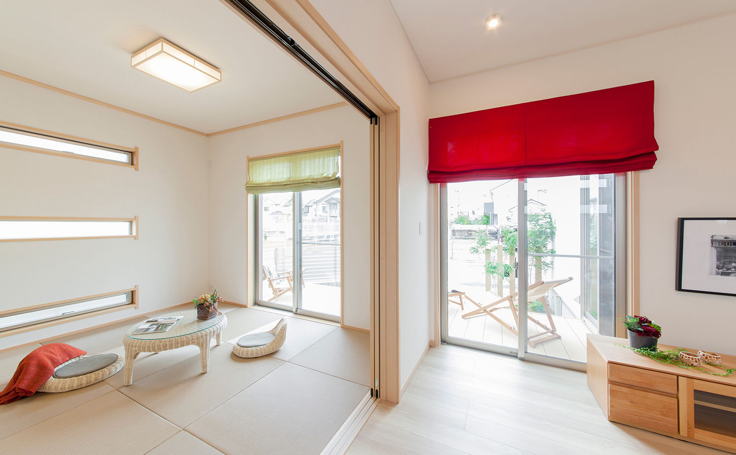 ビーバーハウス　注文住宅事業部　REST 【奈良/平屋/間取り図有/1500万円】広々リビングと庭、和室まで一体感が楽しめて暮らしやすい平屋の家の建築実例画像5