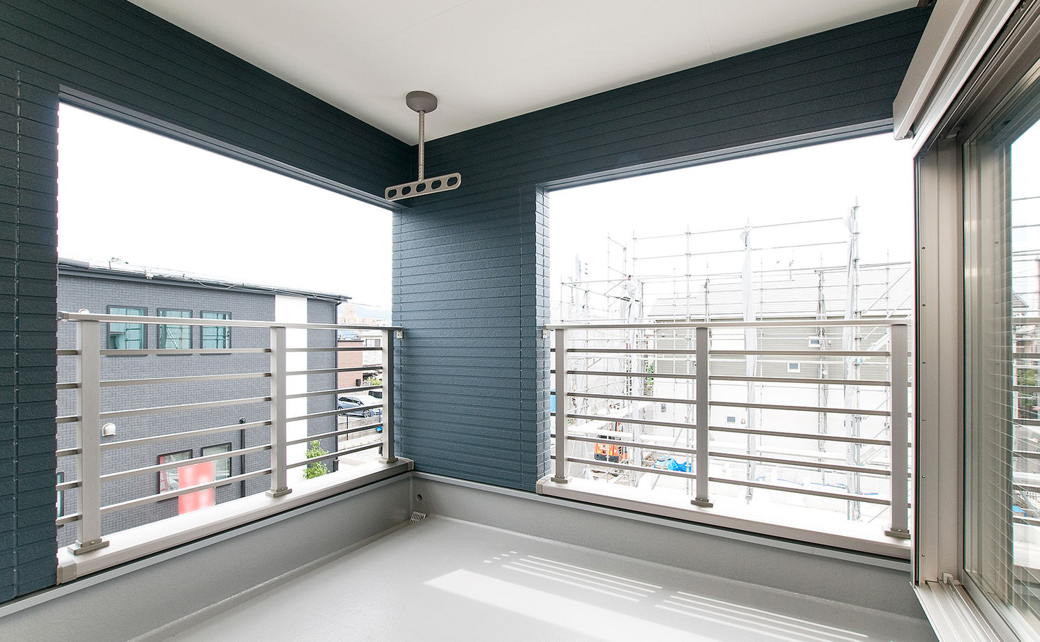 ビーバーハウス　注文住宅事業部　REST 【八尾市/2096万円/間取り図有】ブルーとホワイトを基調にした理想のサーファーズスタイルの住まいを実現の建築実例画像12