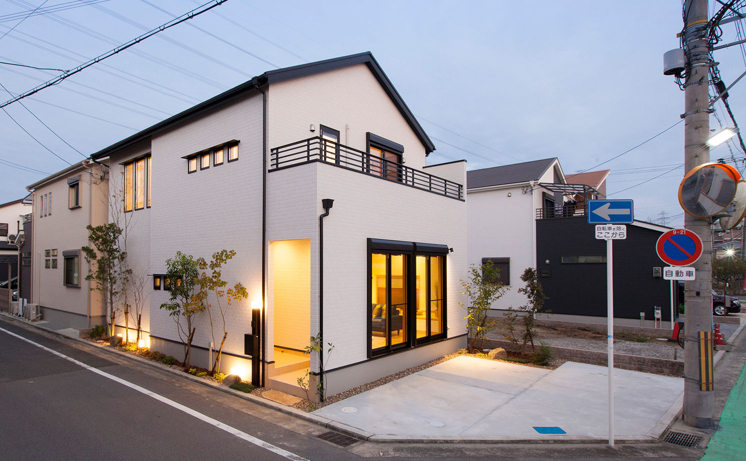 ビーバーハウス　注文住宅事業部　REST 【八尾市/1800万円/間取り図有】玄関土間とLDKにつながりをもたせて広がりを生み出した、心地いい家の建築実例画像