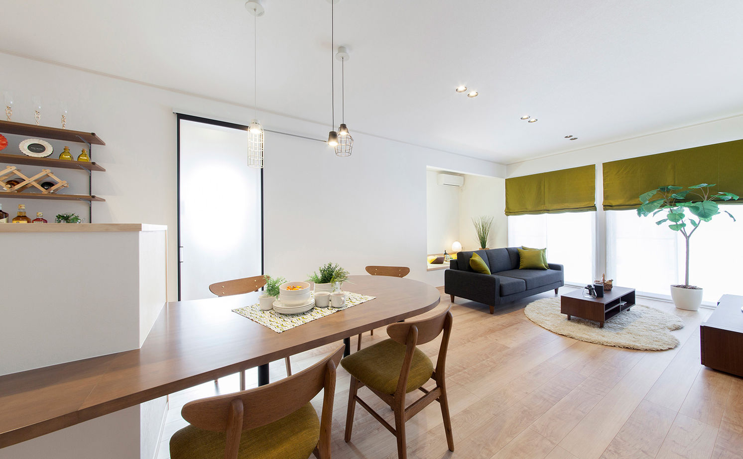 ビーバーハウス　注文住宅事業部　REST 【八尾市/1800万円/間取り図有】玄関土間とLDKにつながりをもたせて広がりを生み出した、心地いい家の建築実例画像4