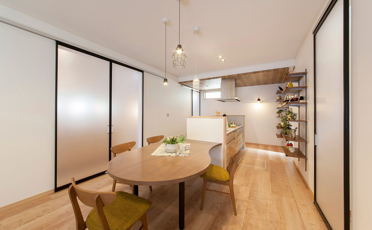 ビーバーハウス　注文住宅事業部　REST 【八尾市/1800万円/間取り図有】玄関土間とLDKにつながりをもたせて広がりを生み出した、心地いい家の建築実例画像5