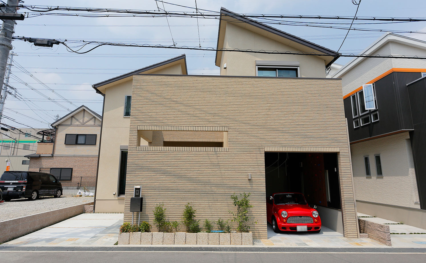 ビーバーハウス　注文住宅事業部　REST 【八尾市/2350万円/間取り図有】中庭やボルダリングのできるガレージがある、遊び心あふれる住まいの建築実例画像5