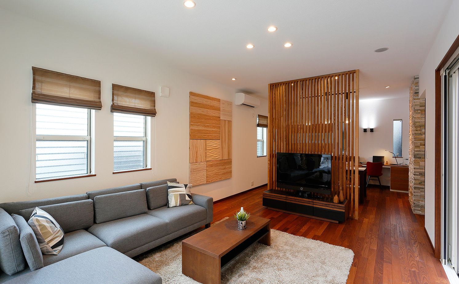 ビーバーハウス　注文住宅事業部　REST 【八尾市/2350万円/間取り図有】中庭やボルダリングのできるガレージがある、遊び心あふれる住まいの建築実例画像6