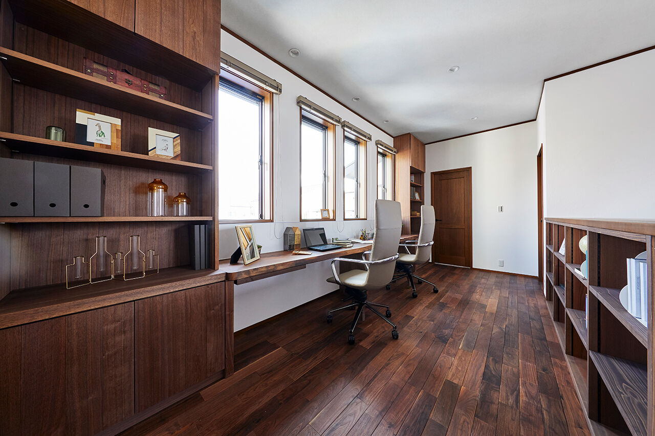 ビーバーハウス　注文住宅事業部　REST 【八尾市/3000万円台/間取り図有】見上げる空までプランニングされた、中庭付きガレージハウスの建築実例画像6