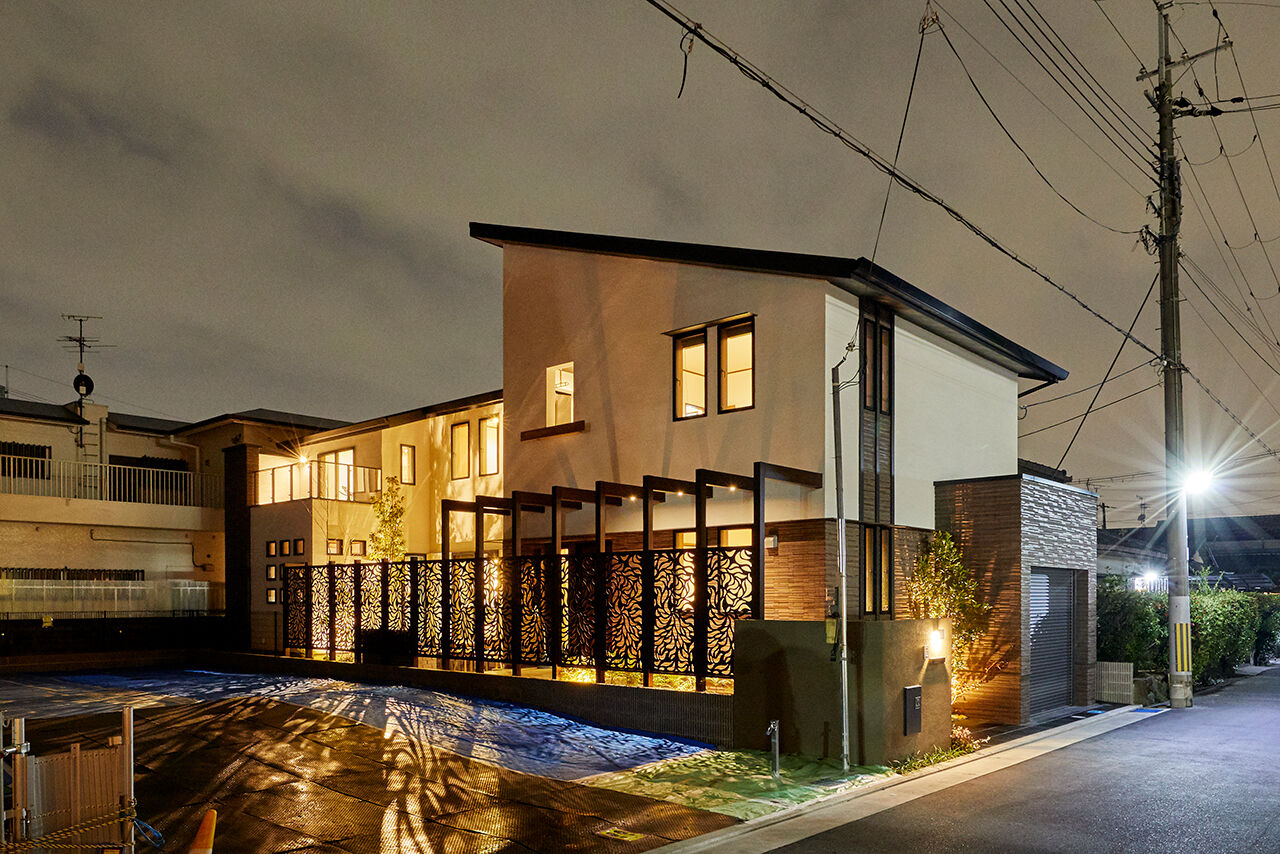 ビーバーハウス　注文住宅事業部　REST 【八尾市/3000万円台/間取り図有】見上げる空までプランニングされた、中庭付きガレージハウスの建築実例画像10