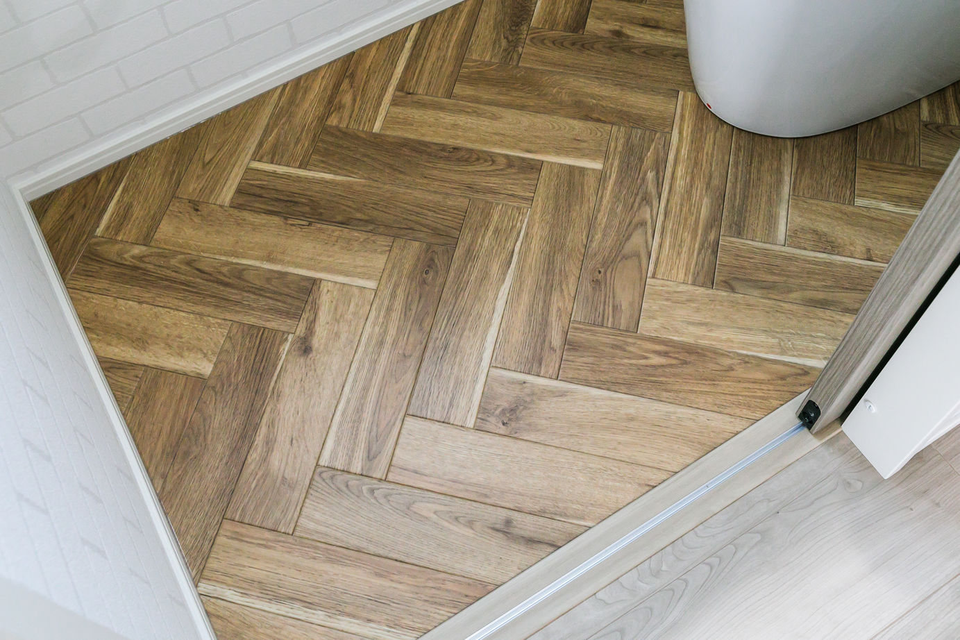 ヘルシーホーム/ハロウス すっきりとした佇まいの外観とナチュラルテイストのお家 【カーポート/スタイリッシュ/木目】の建築実例画像6