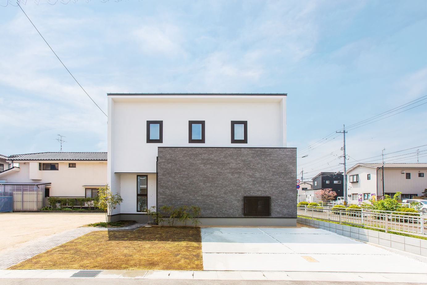 ヘルシーホーム/ハロウス 【和モダン×スタイリッシュ】成長に合わせて間取り変更可能なシンプルモダン住宅の建築実例画像