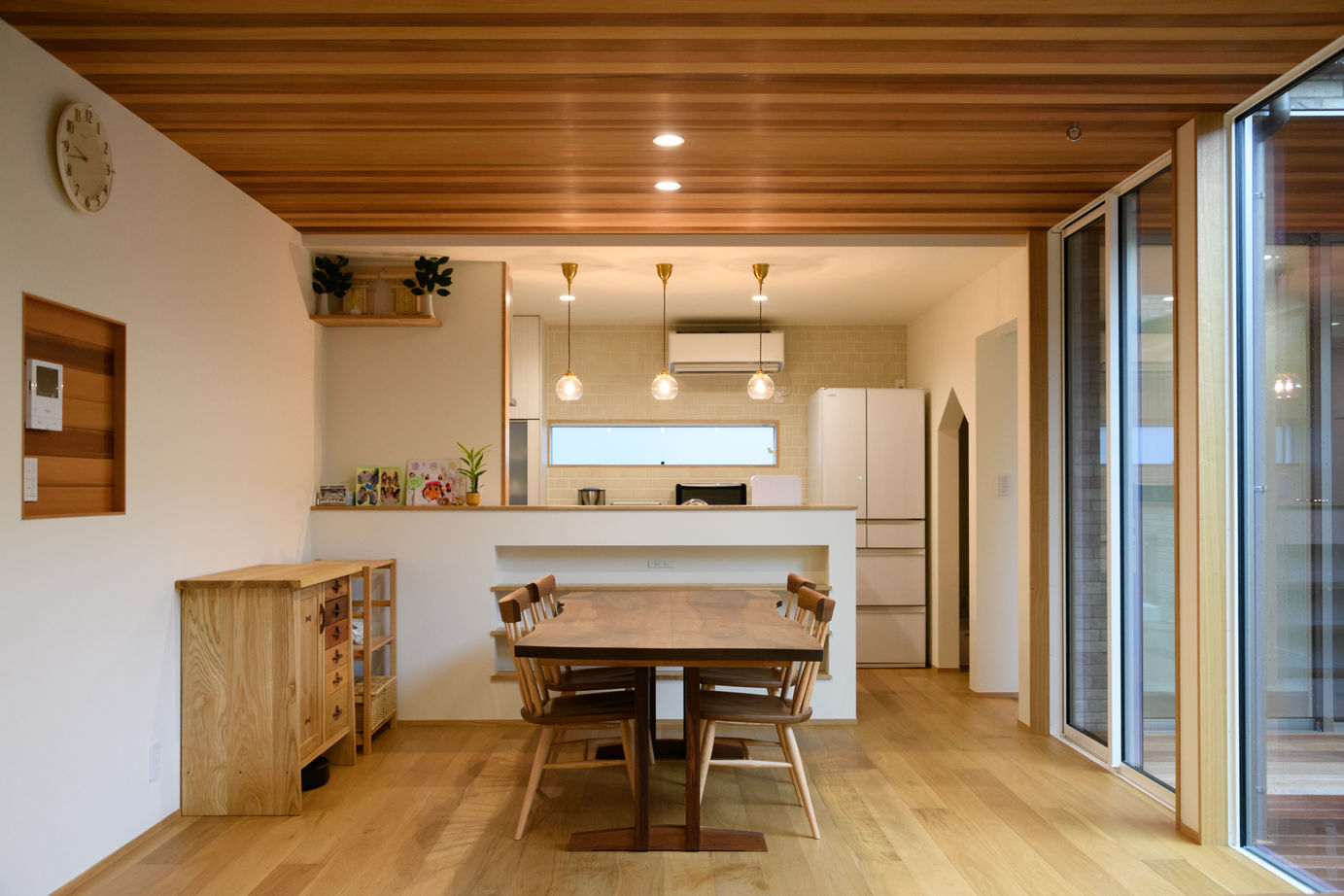 ヘルシーホーム/ハロウス プライバシーと開放感を両立！快適な暮らしを叶えるシンプルモダン住宅【シンプルモダン/平屋/中庭】の建築実例画像3