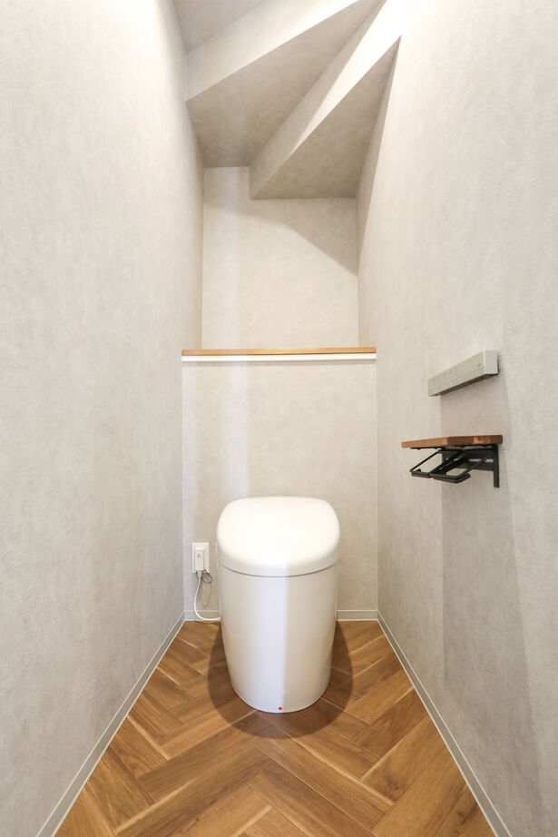 ヘルシーホーム/ハロウス 家族のつながりを感じるリビング吹き抜けのある開放的な家の建築実例画像6