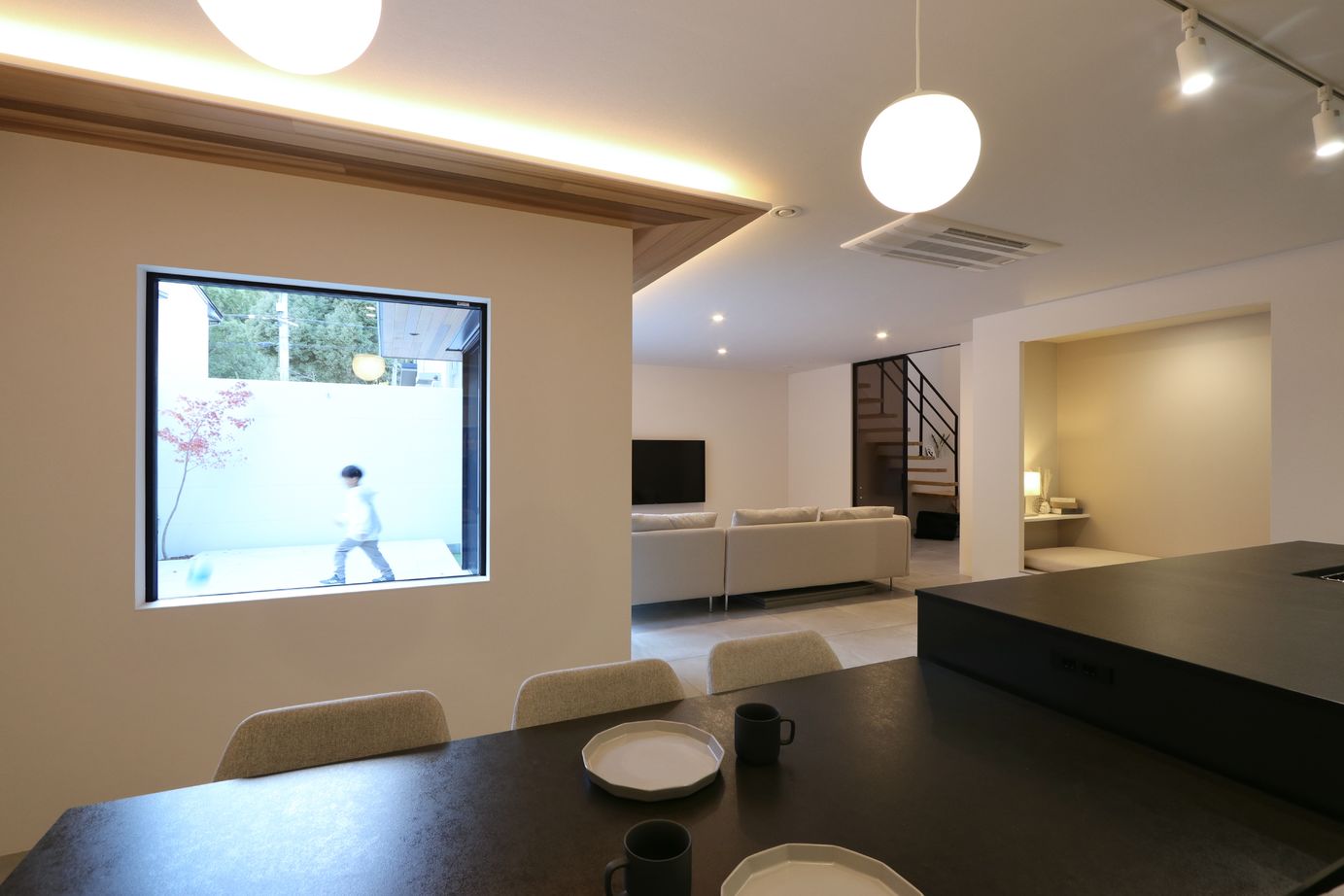 グランレブリー 【シンプルモダン×吹き抜け・間取り図あり】開放感のある「欲しいが詰まった」家の建築実例画像4