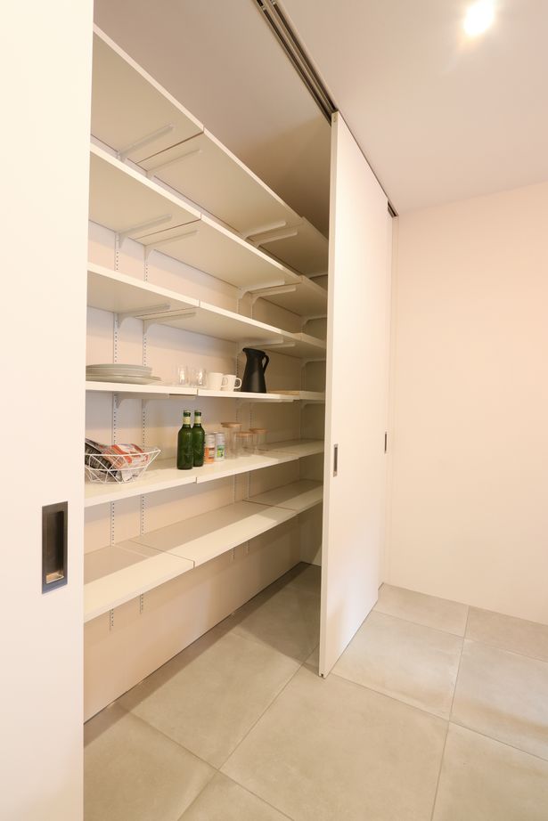 グランレブリー 【シンプルモダン×吹き抜け・間取り図あり】開放感のある「欲しいが詰まった」家の建築実例画像9