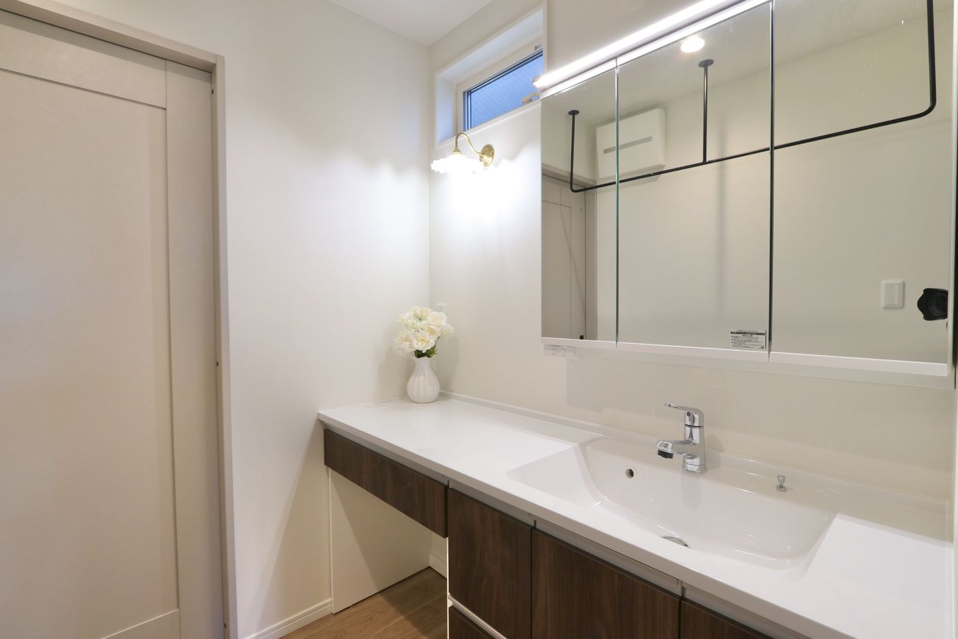 グランレブリー 【京都長岡京市/1000万円台/北欧スタイル×吹き抜け・間取り図あり】回遊できるフレンチシックハウスの建築実例画像5