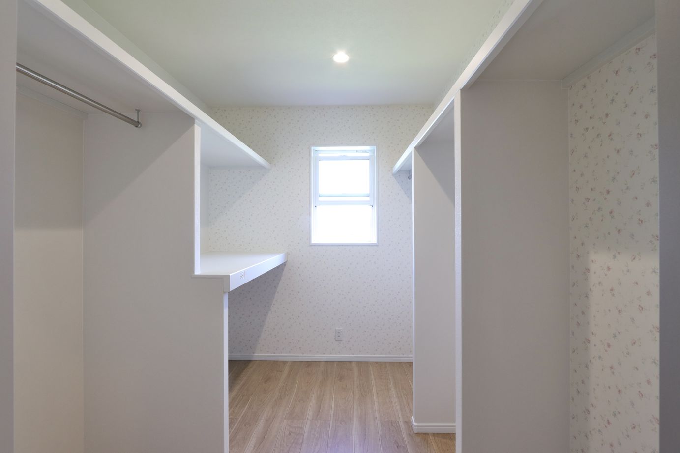 グランレブリー 【京都長岡京市/1000万円台/北欧スタイル×吹き抜け・間取り図あり】回遊できるフレンチシックハウスの建築実例画像8