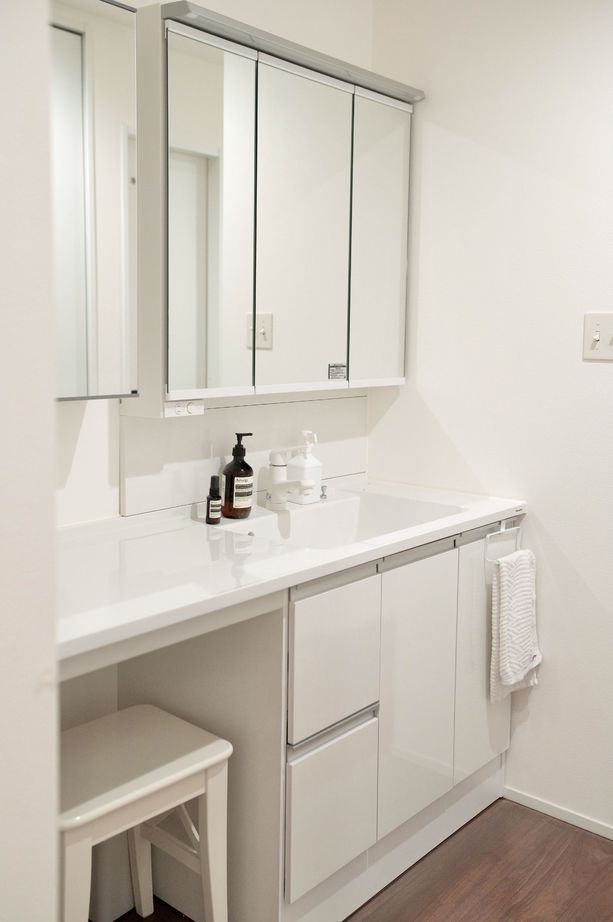 グランレブリー 【狭小×シンプルモダン×吹き抜け・間取り図あり】白を基調としたシンプルでこだわりある家の建築実例画像9