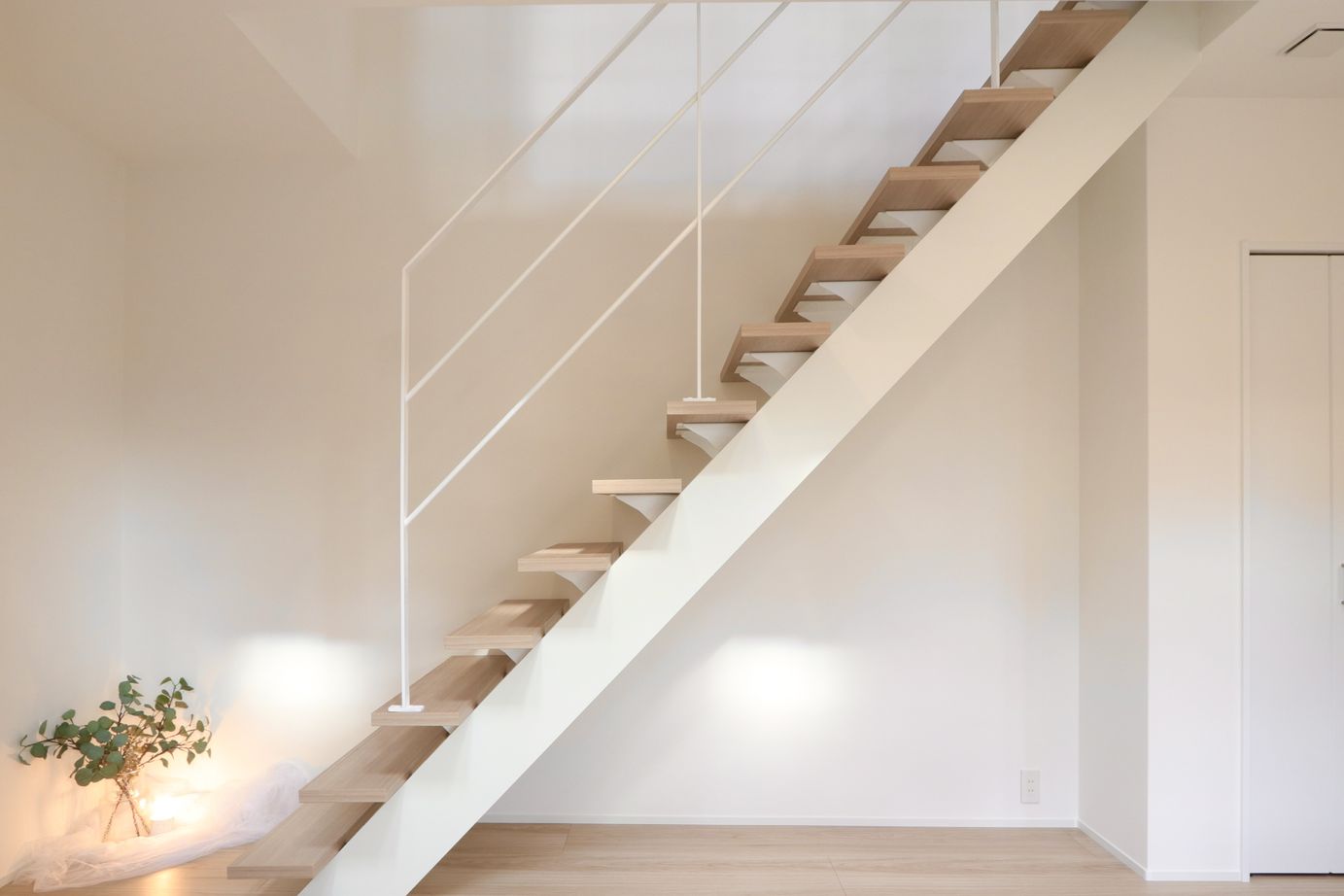 グランレブリー 【長岡京市/2000万円台/ナチュラルスタイル×吹き抜け・図面あり】狭小地を感じさせない家の建築実例画像4