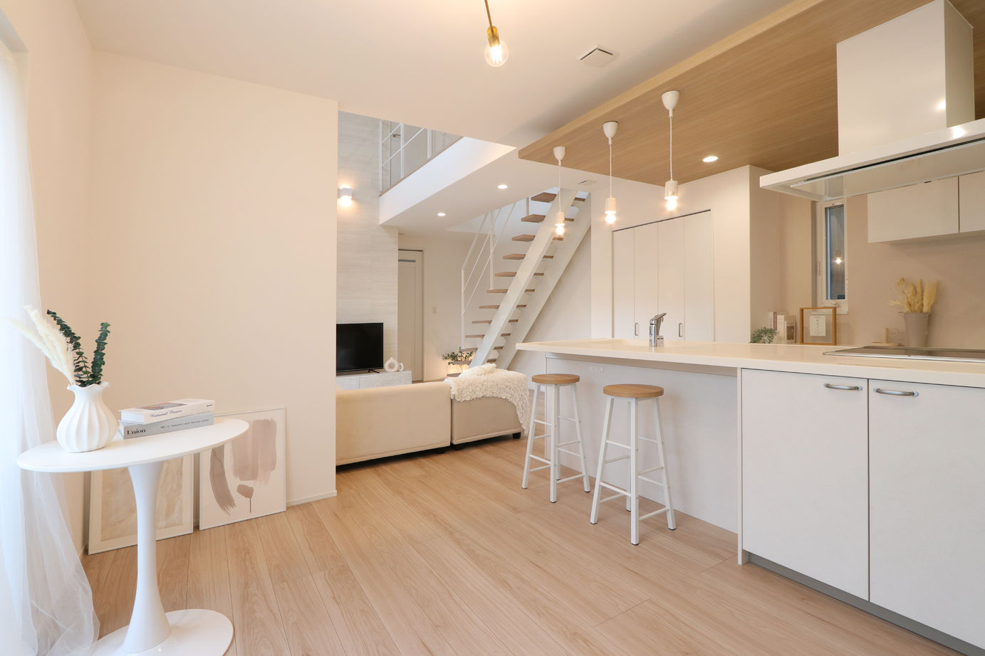 グランレブリー 【長岡京市/2000万円台/ナチュラルスタイル×吹き抜け・図面あり】狭小地を感じさせない家の建築実例画像7