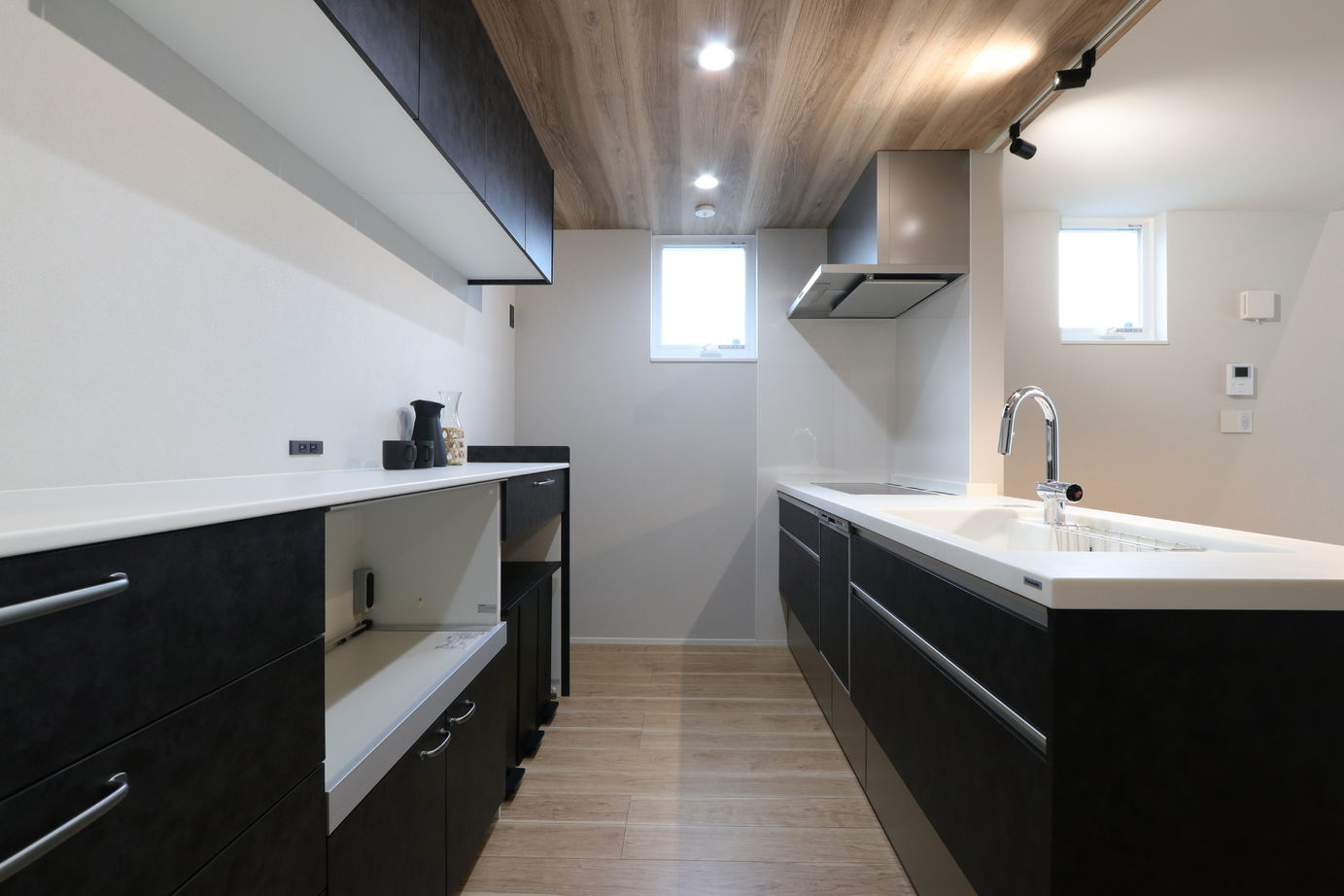 グランレブリー 【京都市/2000万円台/シンプルモダン×２階リビング・図面あり】スッキリと片づけられる明るく開放的な家の建築実例画像8