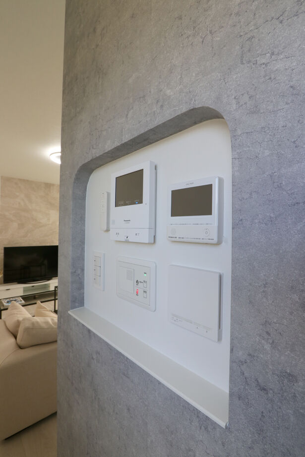 グランレブリー 【城陽市/1000万円台/吹き抜け/図面あり】タイルデッキがくれた、カーテンのいらない大らかな暮らしの建築実例画像10