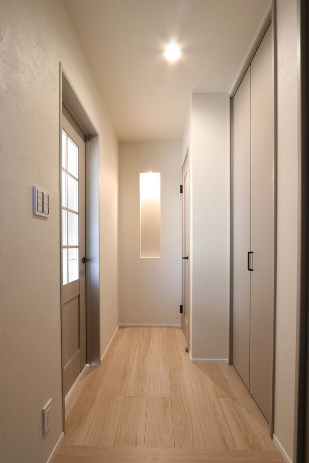 グランレブリー 【京都市/1000万円台/シンプルモダン/図面あり】京都市内で2台分の駐車スペースもある家の建築実例画像2