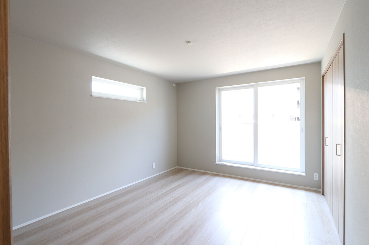 グランレブリー 【京都市/1000万円台/3階建て/間取り図有】狭小地でもくつろぎと機能的な回遊動線を形にした暮らしやすい家の建築実例画像8