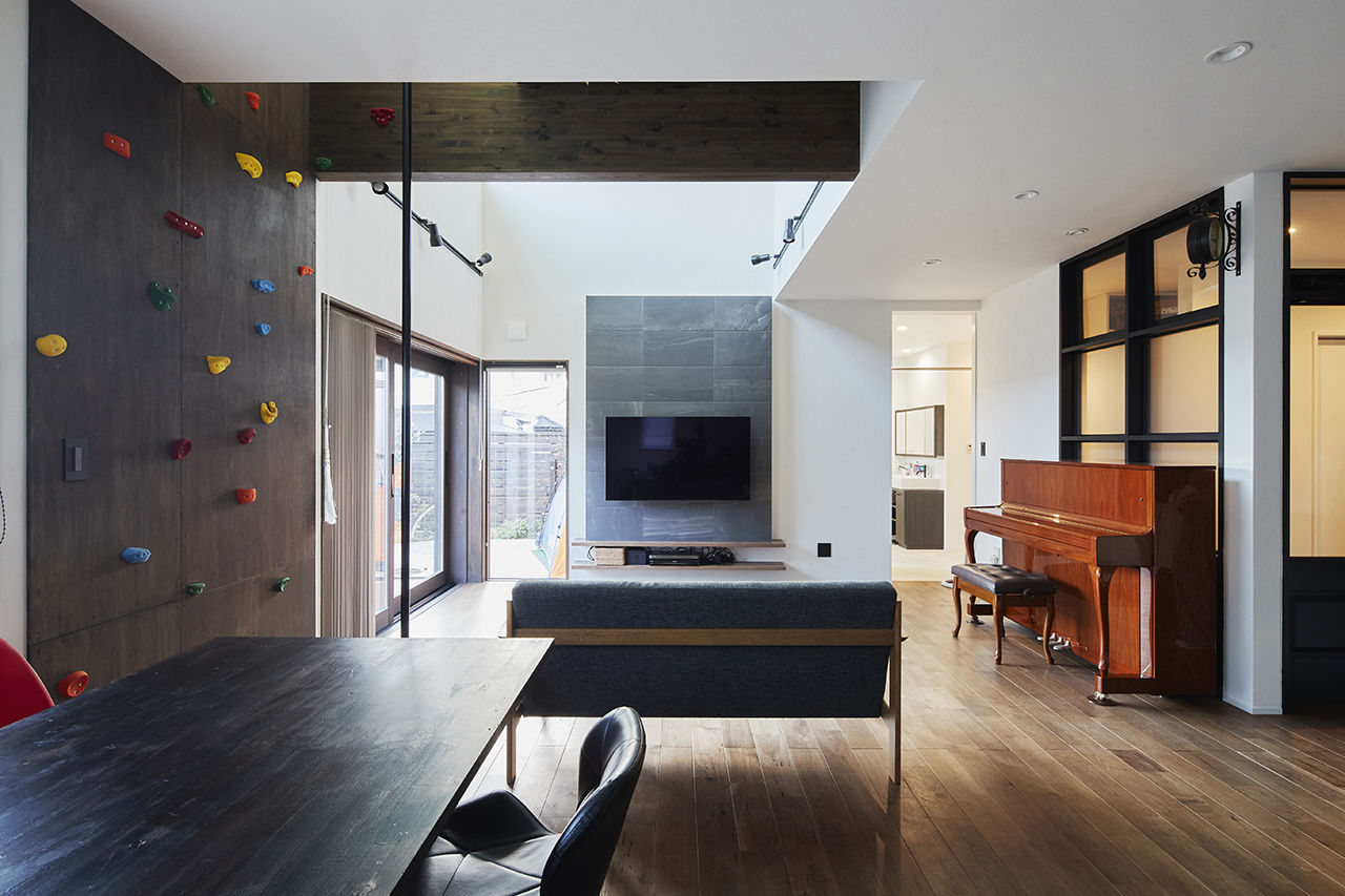 ヒノケン 【ボルダリングウォール×ZEHの住まい】子どもたちがのびのびと身体を動かして遊べる家の建築実例画像3