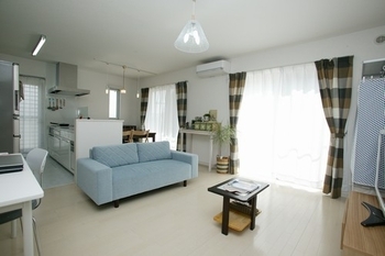 トヨタT&S建設 【愛知県/シンプル】打放しコンクリート壁の住まいを建てたくなったのは、ある物件を見かけたことからの建築実例画像4