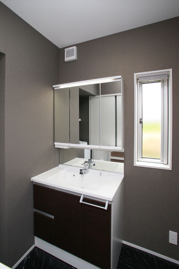 トヨタT&S建設 【豊田市/価格/シンプルモダン】頑丈な構造。無駄が一切ない空間。将来に備えて可変性のある機能的な家の建築実例画像8