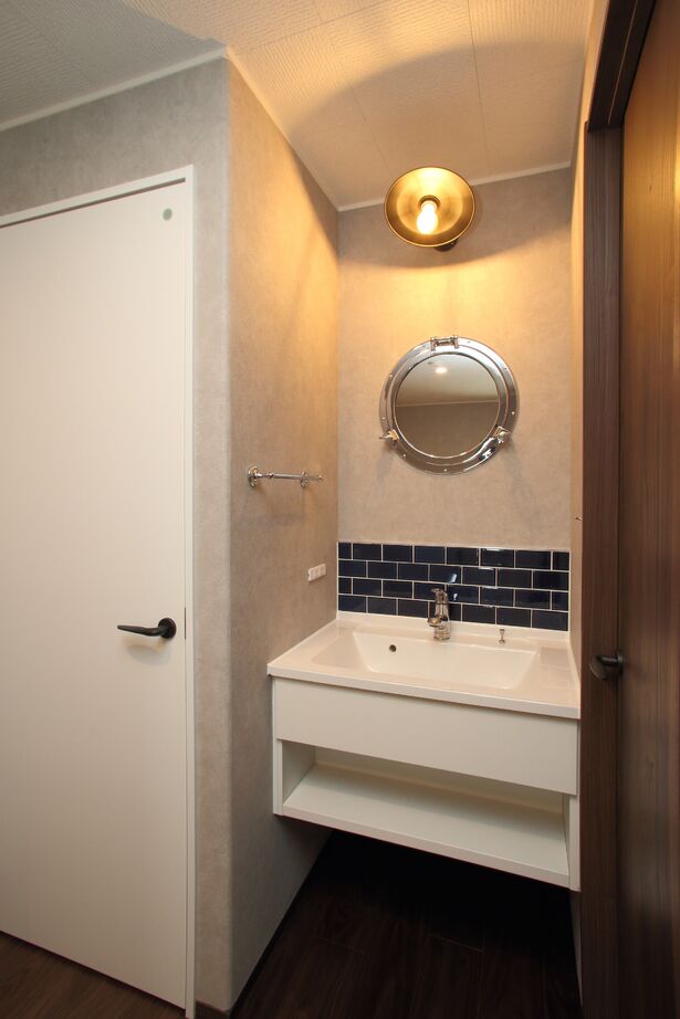 トヨタT&S建設 【名古屋市/コンクリート住宅/ZEH/長期優良住宅】外壁全面タイル打込みのインダストリアルな家の建築実例画像5