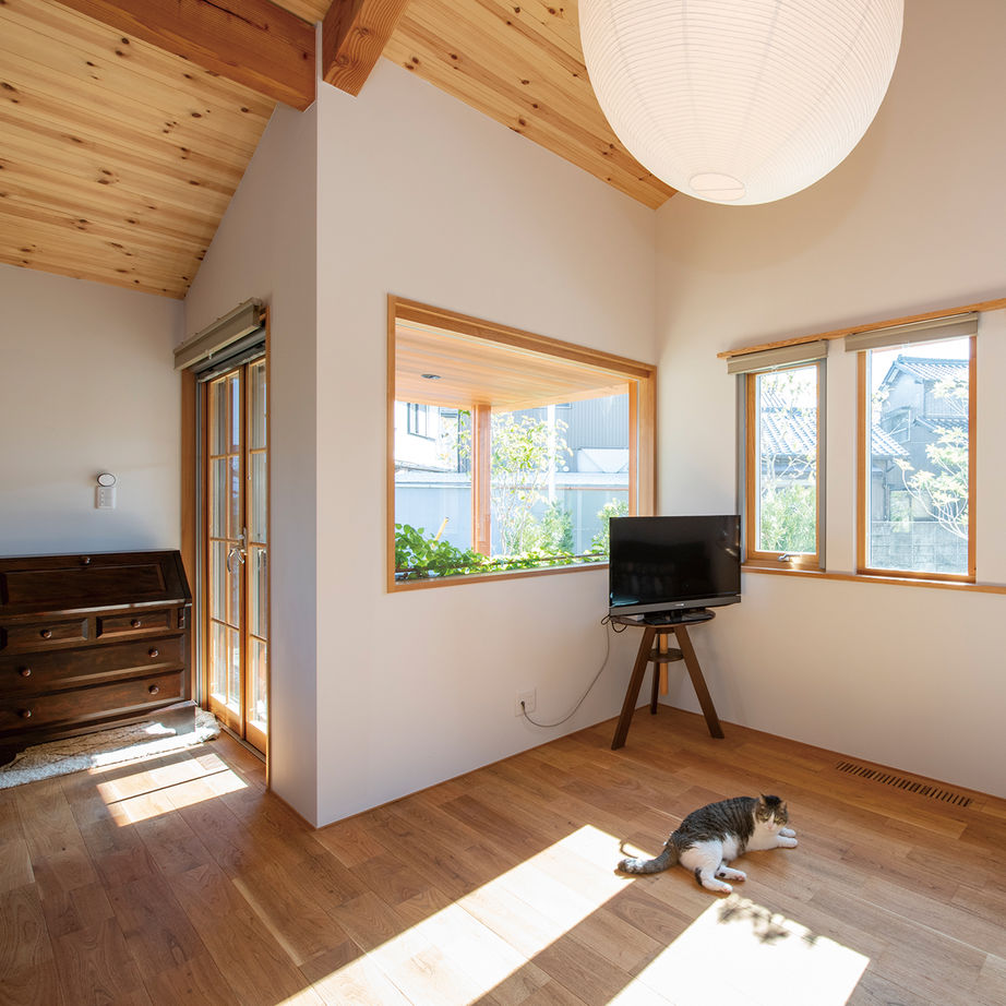 大和工務店 【平屋風×2階建て×約30坪×吹き抜けLDK｜間取り図有】二重床エアコン暖房システムで冬も暖かい無垢の住まいの建築実例画像7